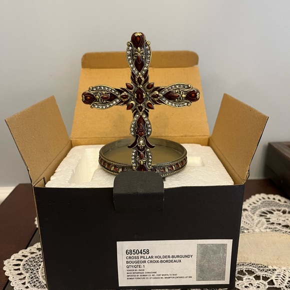 New Bombay Cross Pillar Candle Holder - Picture 3 of 9